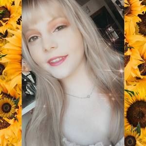 Meet your Posher, Maykayla